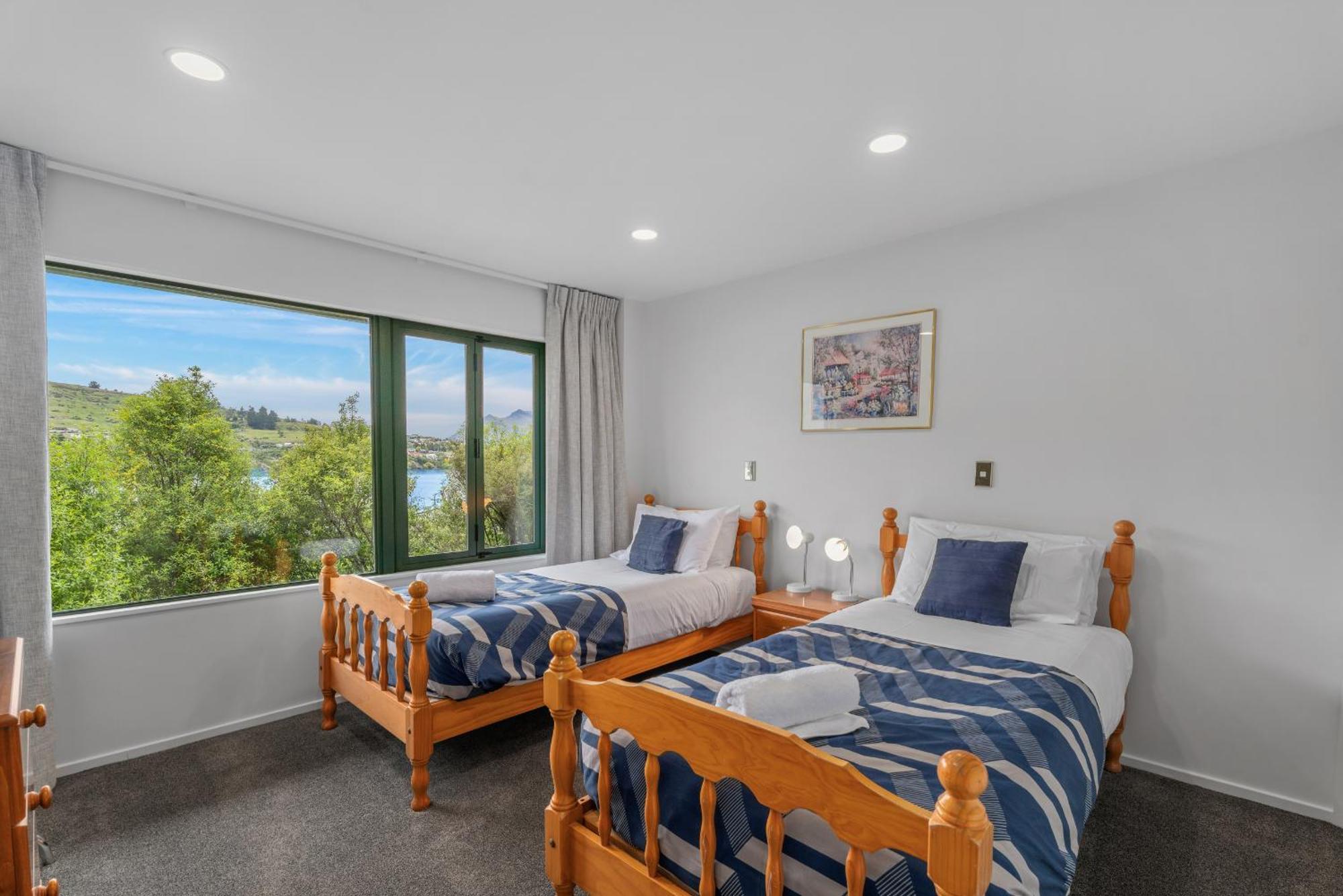 Frankton House - Queenstown Holiday Home Екстер'єр фото